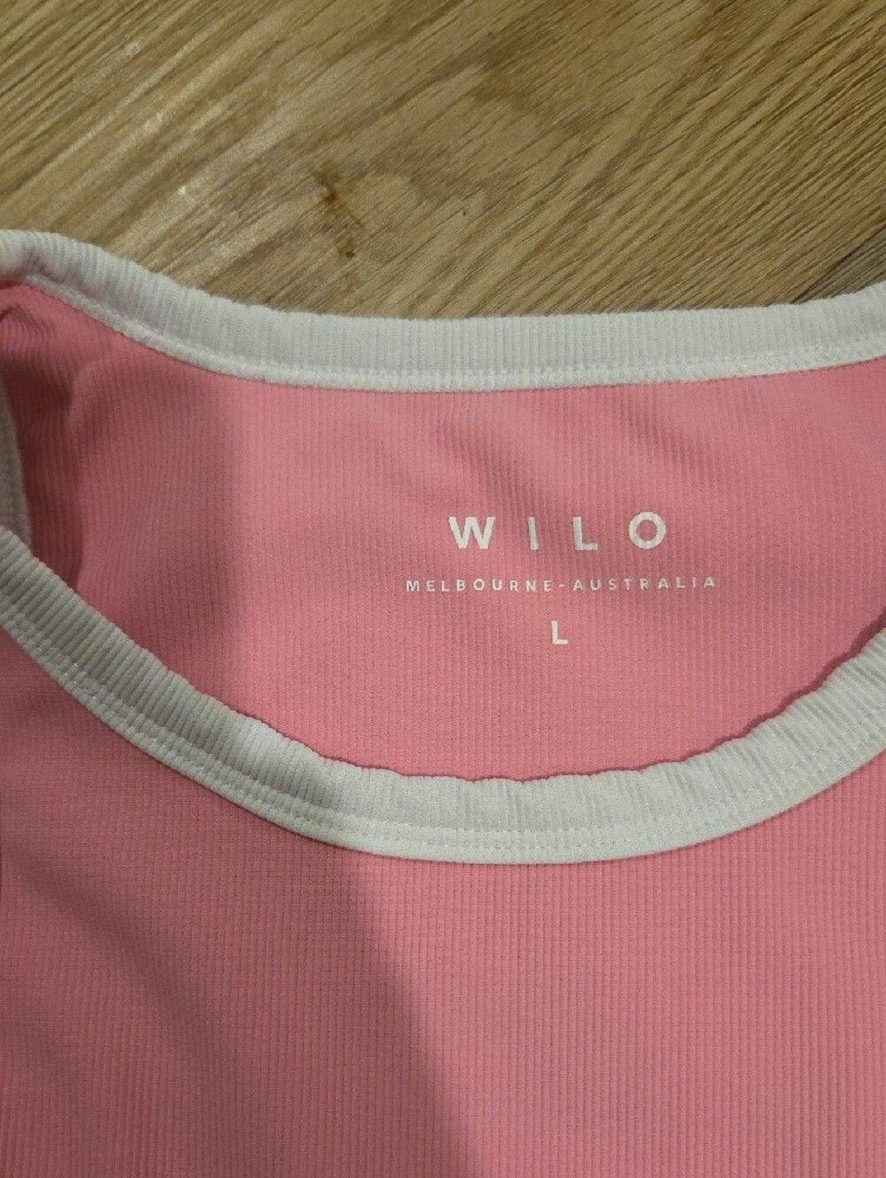 WILO Pink Contrast-Trim High-Neck Sports Bra - Picture 2 of 4